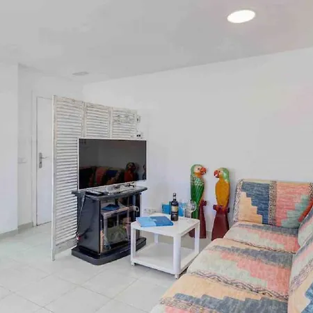 Apartment Duo First Line Sleeps 7 People *