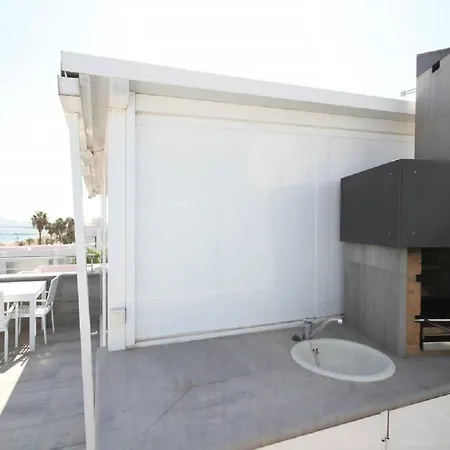 Duo First Line Sleeps 7 People Port de Pollenca